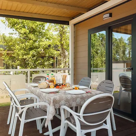 Mobile Homes With Pool In Tar - Porec-istrien 38572 Semesterpark *