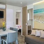 Mobile Homes With Pool In Tar - Porec-istrien 38572