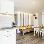 Kompleks wypoczynkowy Mobile Homes With Pool In Tar - Porec-istrien 38572