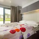 Mobile Homes With Pool In Tar - Porec-istrien 38572 Poreč