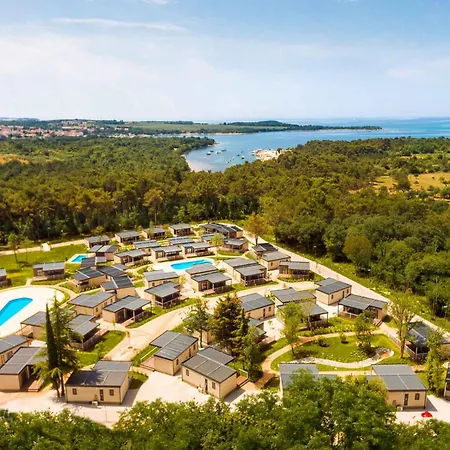 Holiday park Mobile Homes With Pool In Tar - Porec-istrien 38572 *