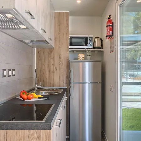 Mobile Homes With Pool In Tar - Porec-istrien 38572 منتزه العطل *