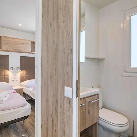 Mobile Homes With Pool In Tar - Porec-istrien 38572 * بوريتش