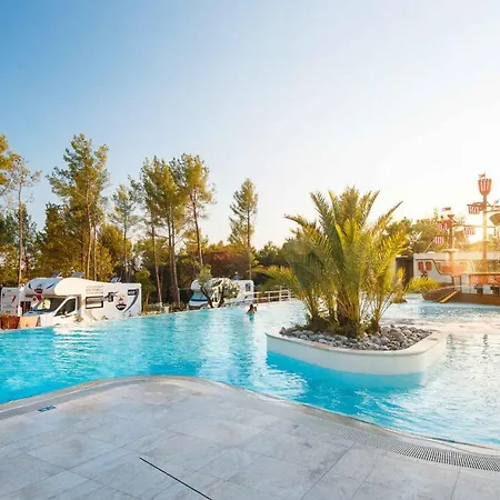Mobile Homes With Pool In Tar - Porec-istrien 38572 منتزه العطل *