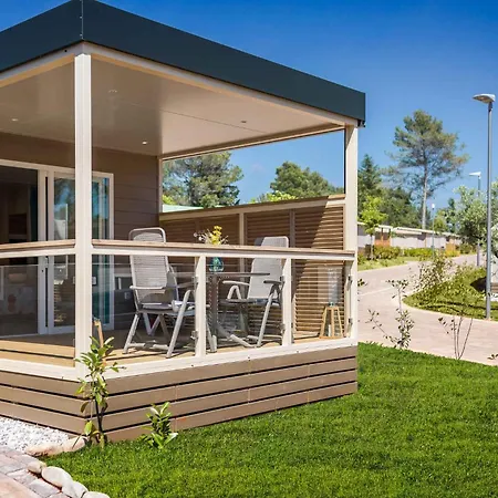 Mobile Homes With Pool In Tar - Porec-istrien 38572 *