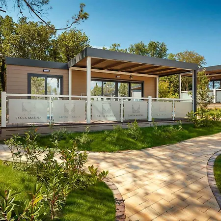 Mobile Homes With Pool In Tar - Porec-istrien 38572 * بوريتش