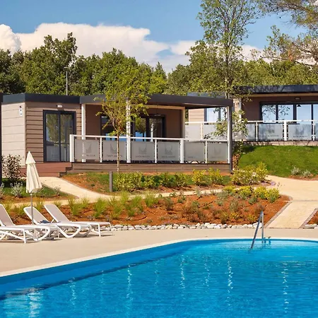 Mobile Homes With Pool In Tar - Porec-istrien 38572 *