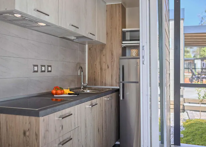 Holiday park Mobile Homes With Pool In Tar - Porec-istrien 38572 *