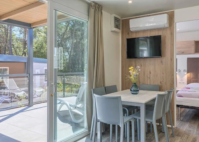 Holiday park Mobile Homes With Pool In Tar - Porec-istrien 38572 Porec