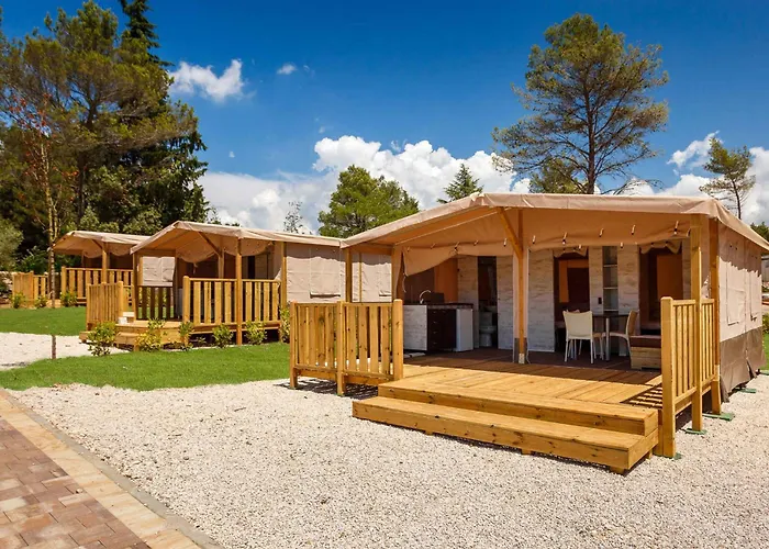 Mobile Homes With Pool In Tar - Porec-istrien 38572 פארק נופש