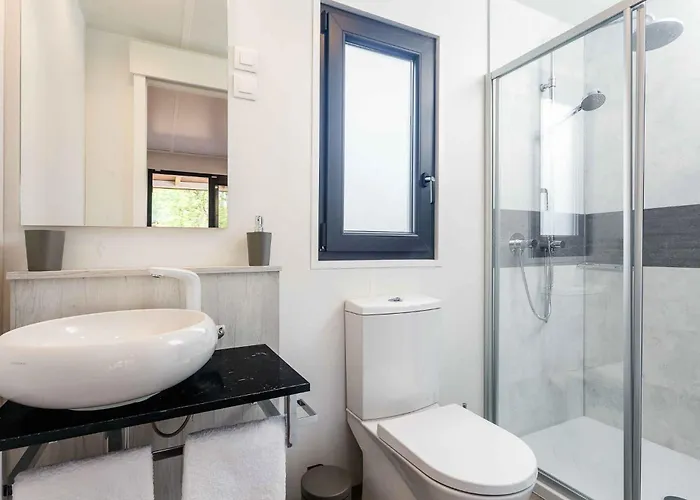 פארק נופש Mobile Homes With Pool In Tar - Porec-istrien 38572 *