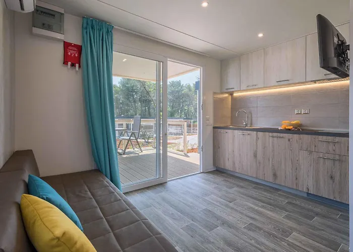 Mobile Homes With Pool In Tar - Porec-istrien 38572 Пореч