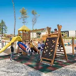 Mobile Homes With Pool In Tar - Porec-istrien 38572 홀리데이파크 포레치